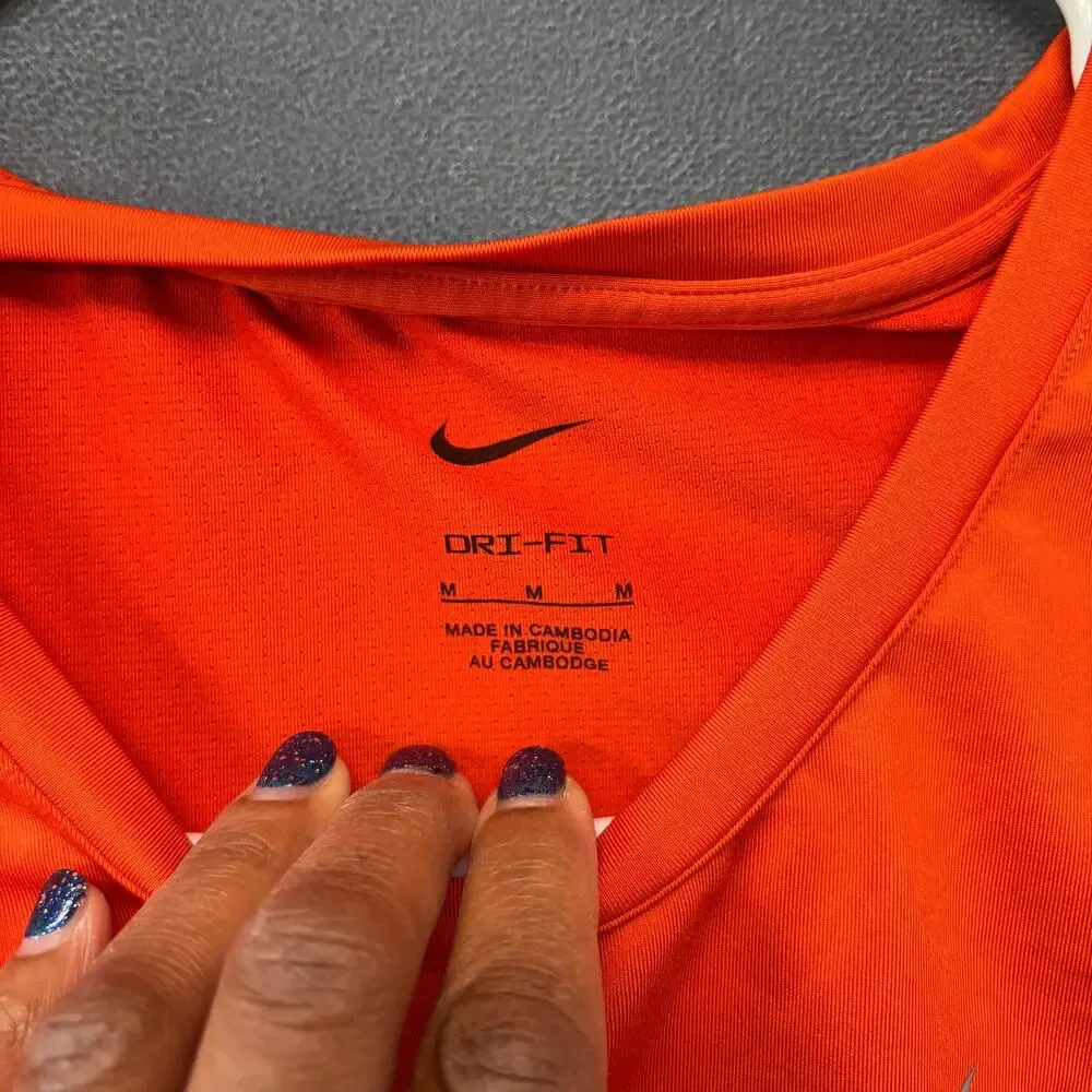 Nike Dri-FIT Women’s Orange Training Shirt Medium M Athletic Tee Sporty Chic Fit